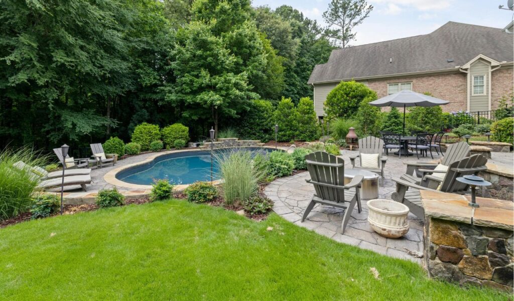 Creekside Stone Patio