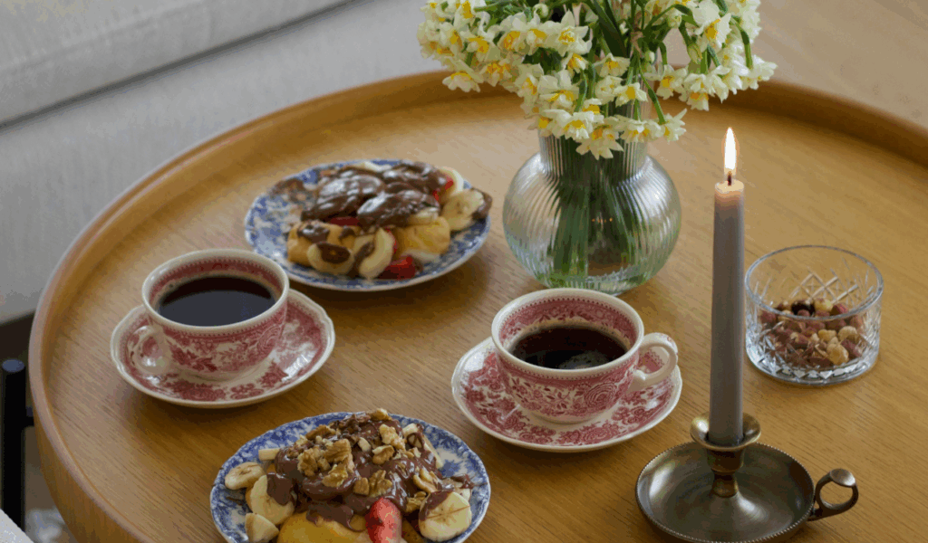 Opting for Round Coffee and Dining Tables