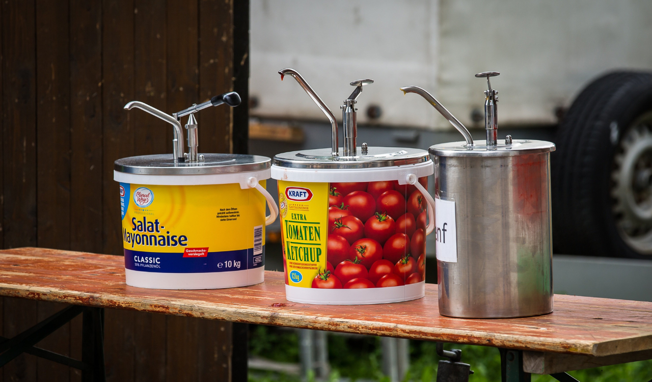 10 “Limited Edition” Fast-Food Sauces Fans Hoard for Nothing