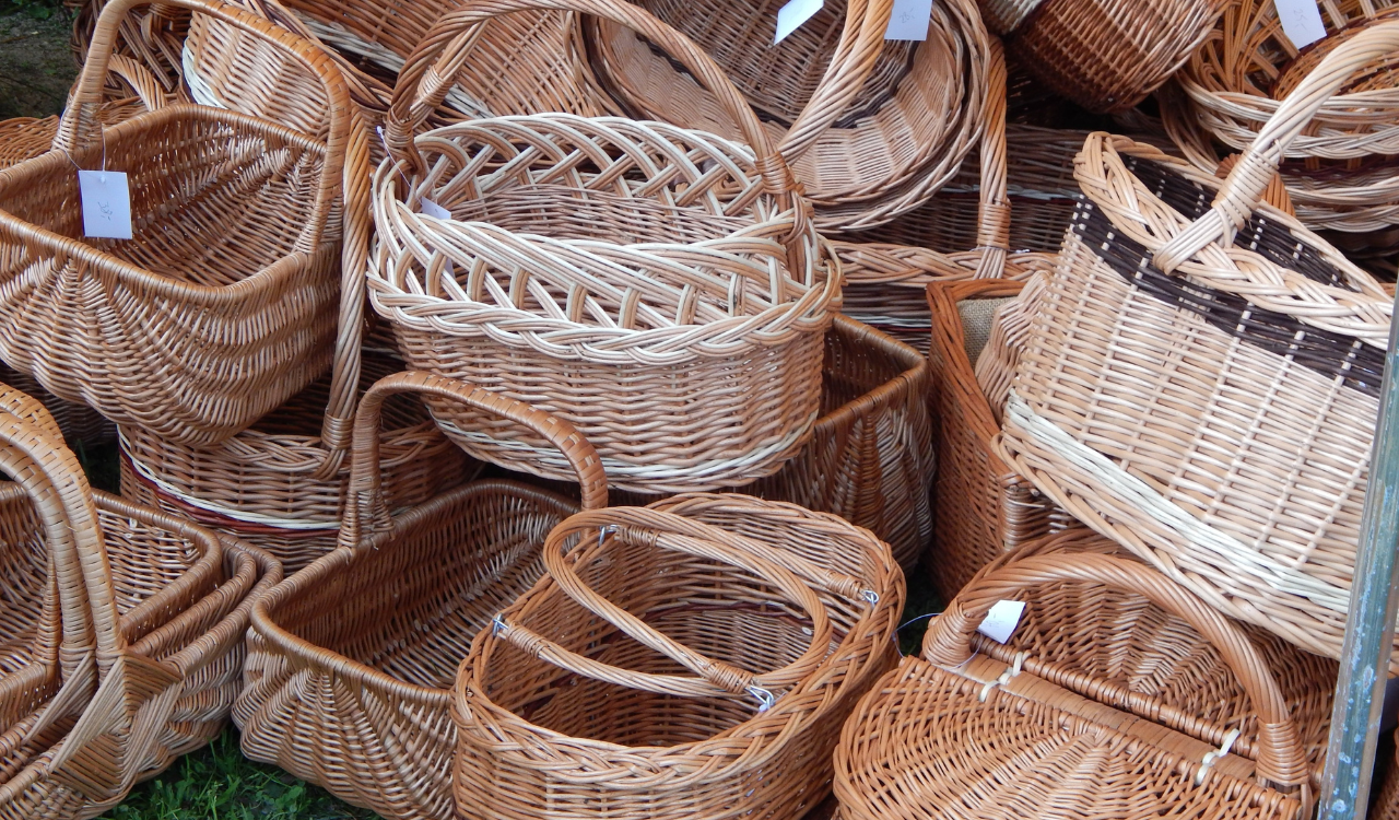 10 “Seagrass” Baskets That Attract Bugs and Smell Funky