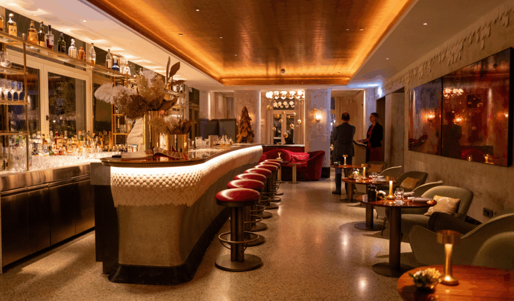 8 “Velvet” Bar Stools That Stick to Bare Legs in Summer