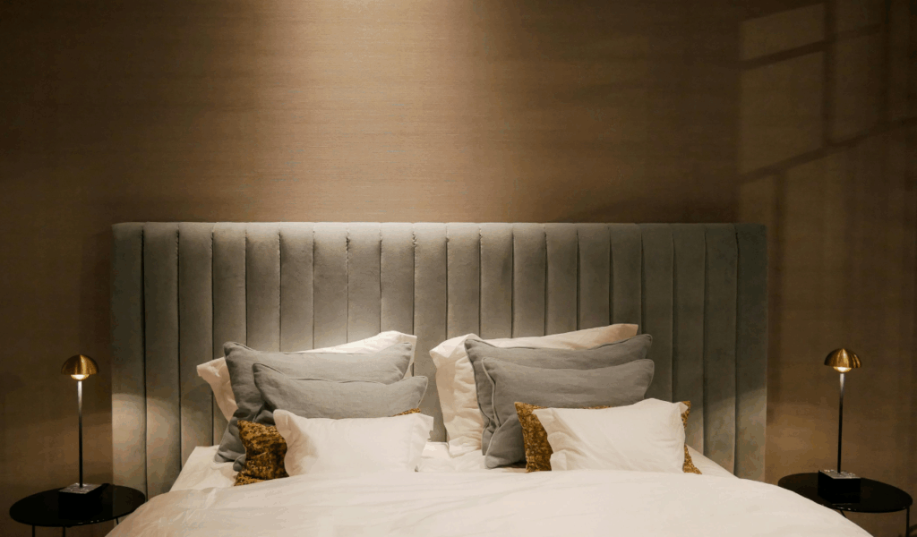 Direct-to-Consumer "Box" Headboards