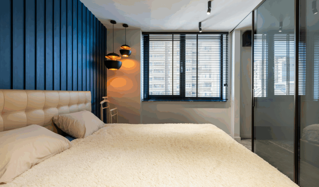 Dyed "Deep Tone" Cheviot Shags