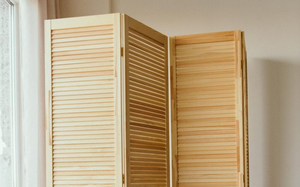 Vintage Fretwork Features That Look Pretty but Are Dust Magnets