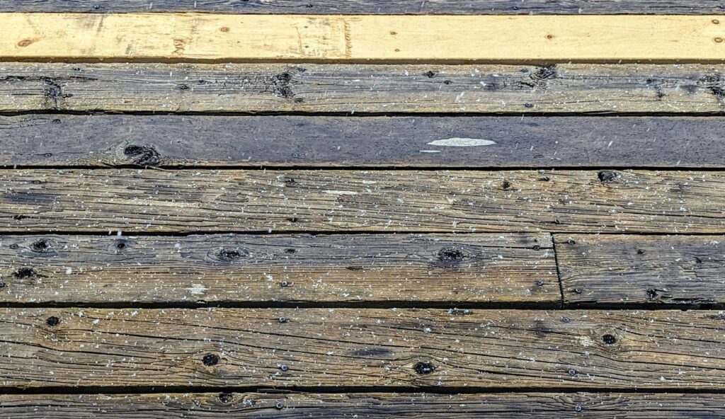 Flat-Pack Nightstands with Imitation Grain