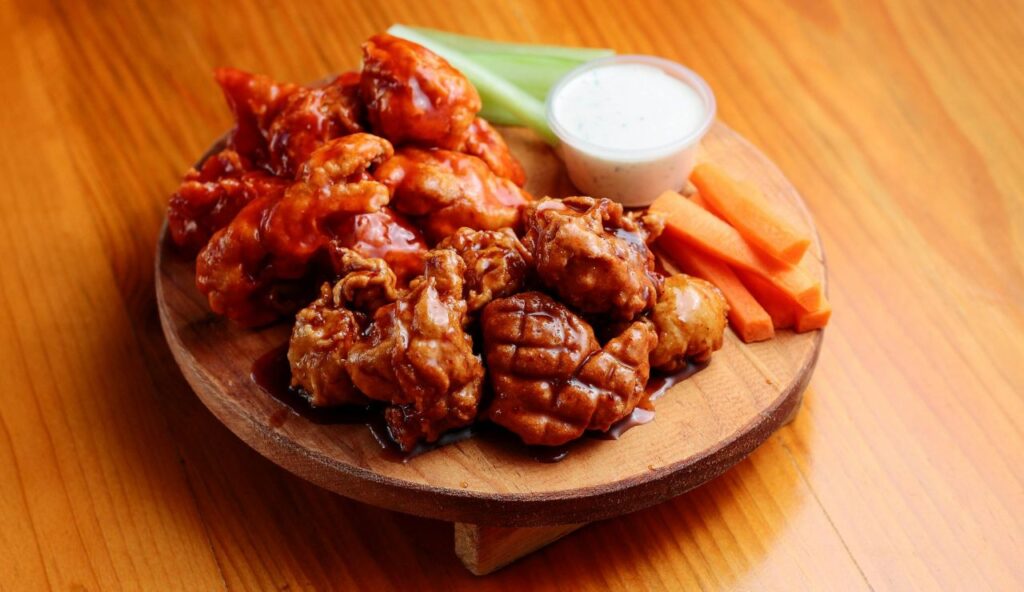 Atlanta, GA – “Peach Whiskey Glaze” Wings