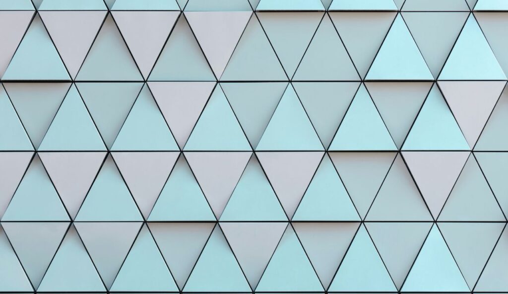 Colour-Blocked Diamond Grids