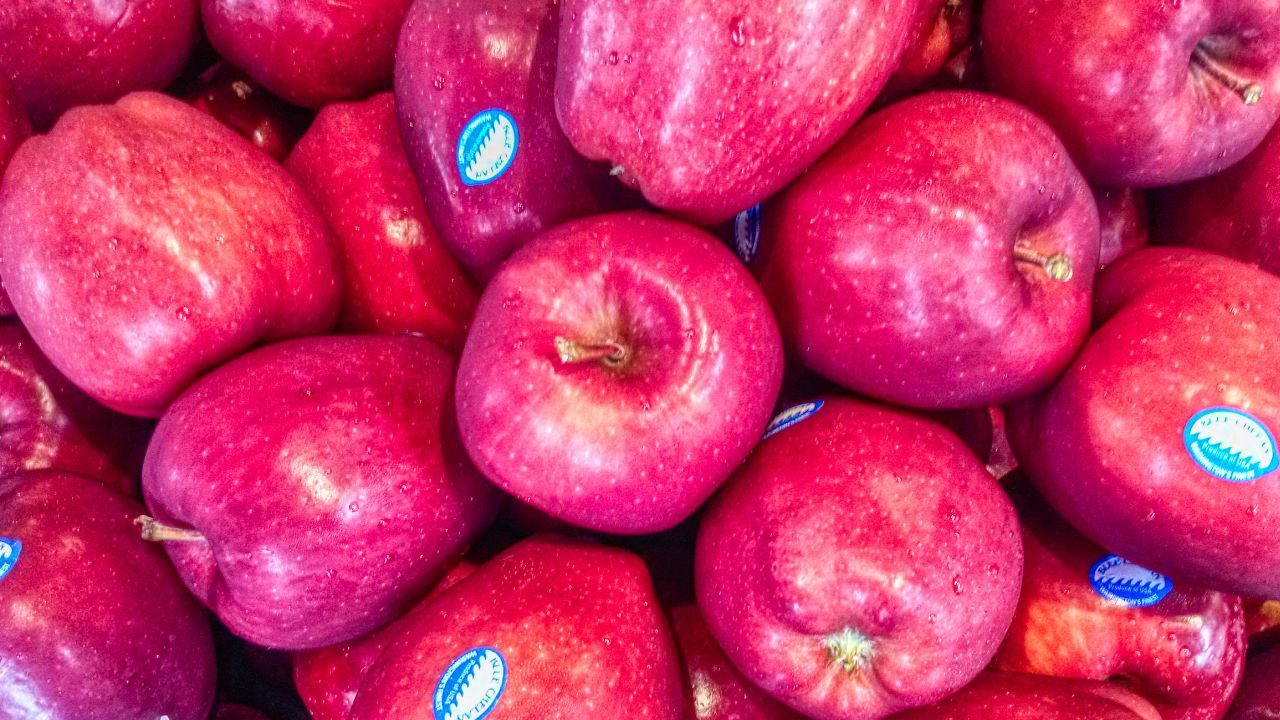 8 “Organic” Produce Stickers That Hide Bruises and Lies