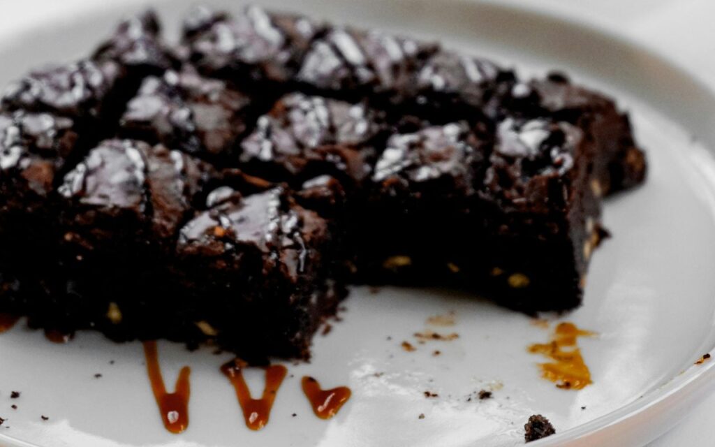 Brownie Walnut Pie That Satisfies Every Sweet Tooth