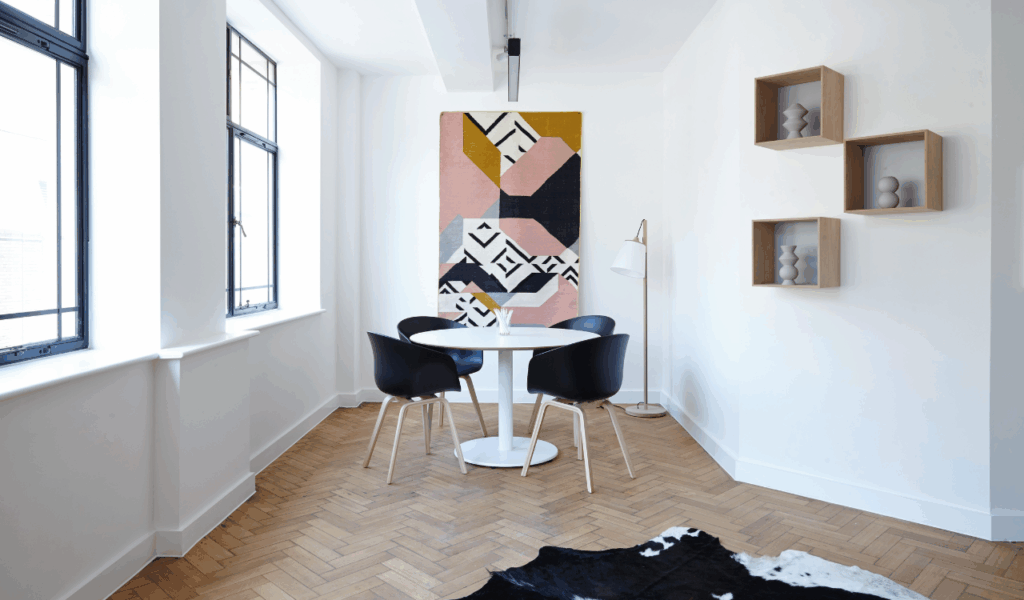 8 Gallery Ledges That Fall and Shatter Your Heirlooms