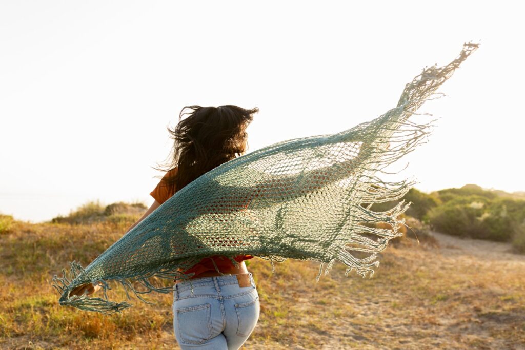 Trendy Burlap Runners Stylists Say Are Meant Only for Photos