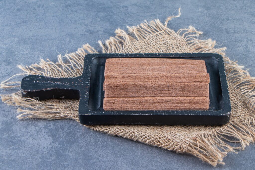 Rough-Cut Burlap Edges That Scratch Wood and Glass Surfaces