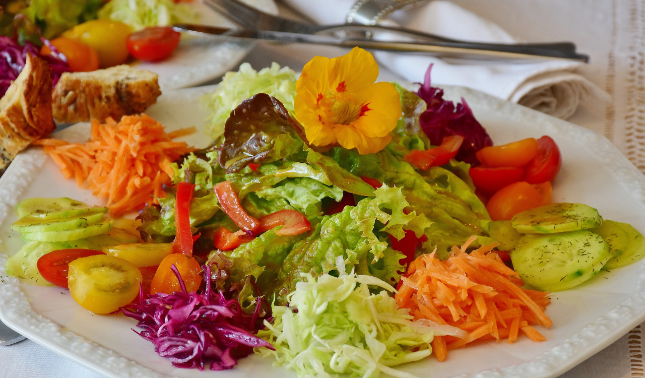 9 “Scratch-Made” Dressings Restaurants Mix From Powder