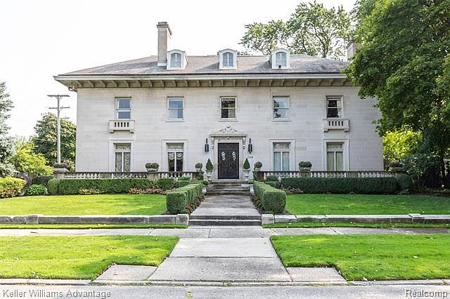 $2M Italian Renaissance Mansion in Detroit, Michigan, Featuring Exquisite Stained Glass, a Grand Ballroom, and Lush Gardens