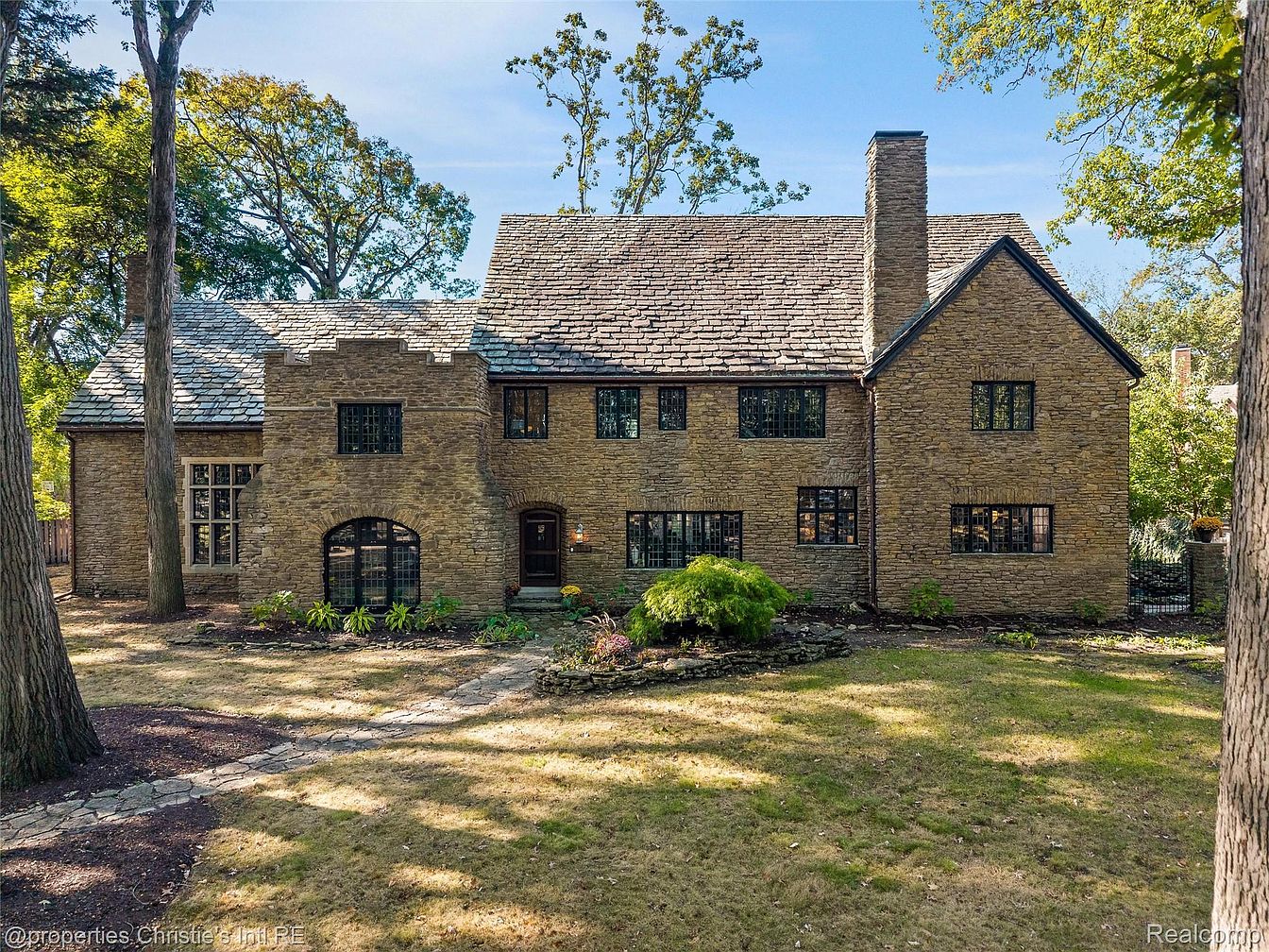 Timeless 1925 Tudor Gem in Detroit, Michigan, with Kentucky Schist Stone, Cathedral Ceilings, and Chrysler-Koppin Refrigerator