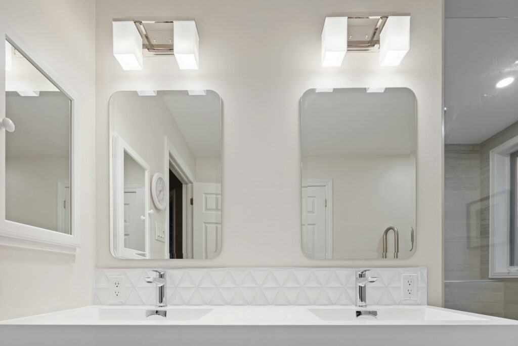 Oversized Vanity Mirrors With Curved Edges