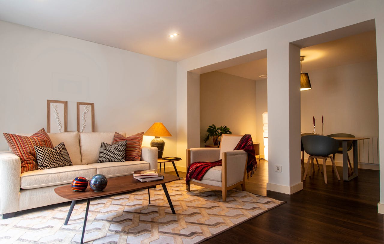 8 Decorating Habits People Pick Up Without Even Noticing