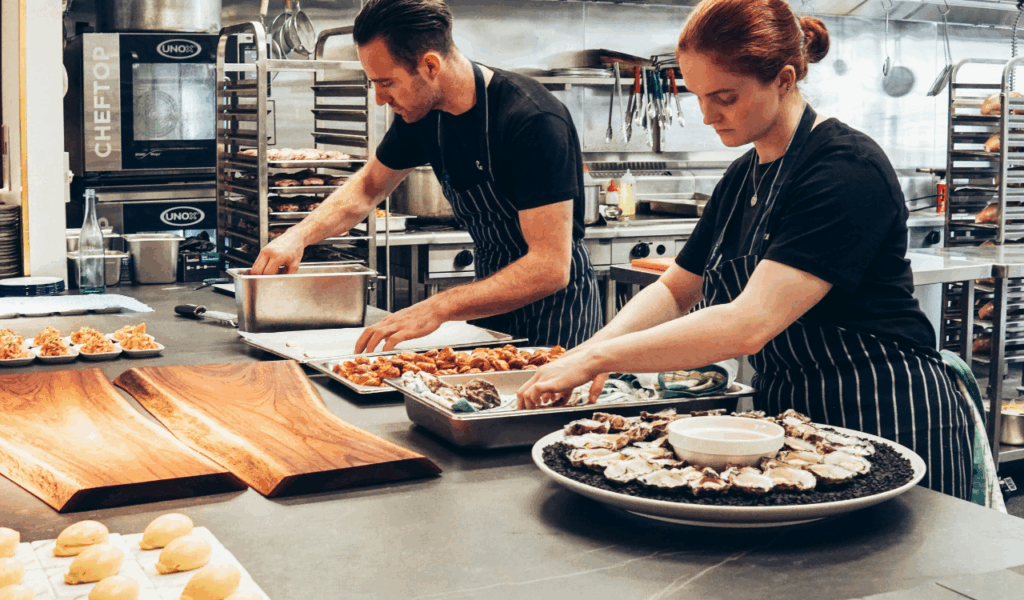 Food Places People Trust Even Without Trends or Buzz