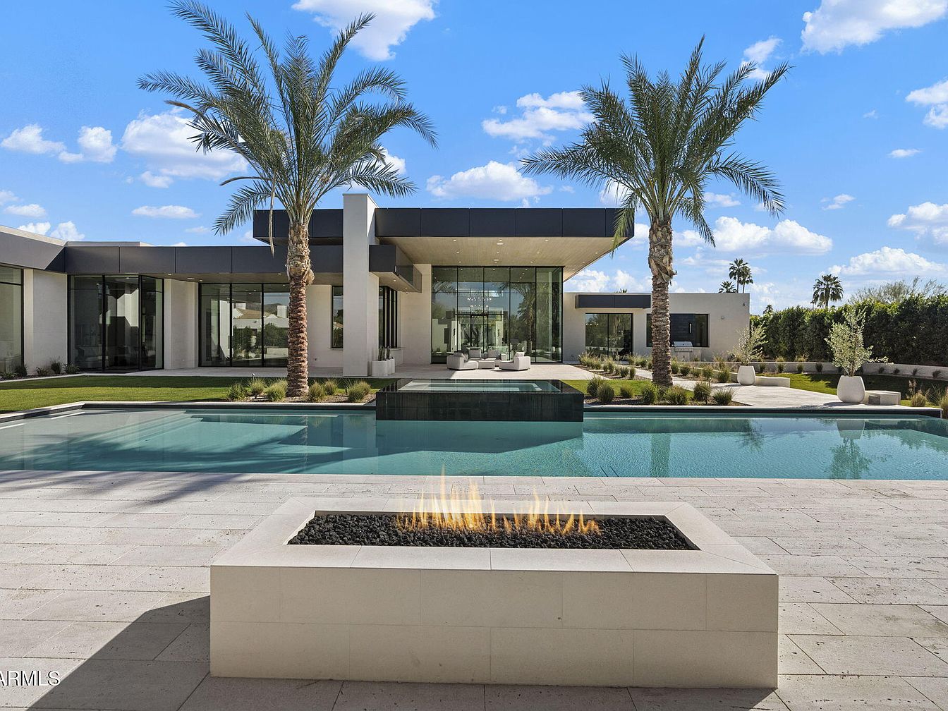 $16M Unmatched Luxury in Paradise Valley, Arizona, Featuring Camelback Mountain Views, 18ft Ceilings, and a Detached Guest Home