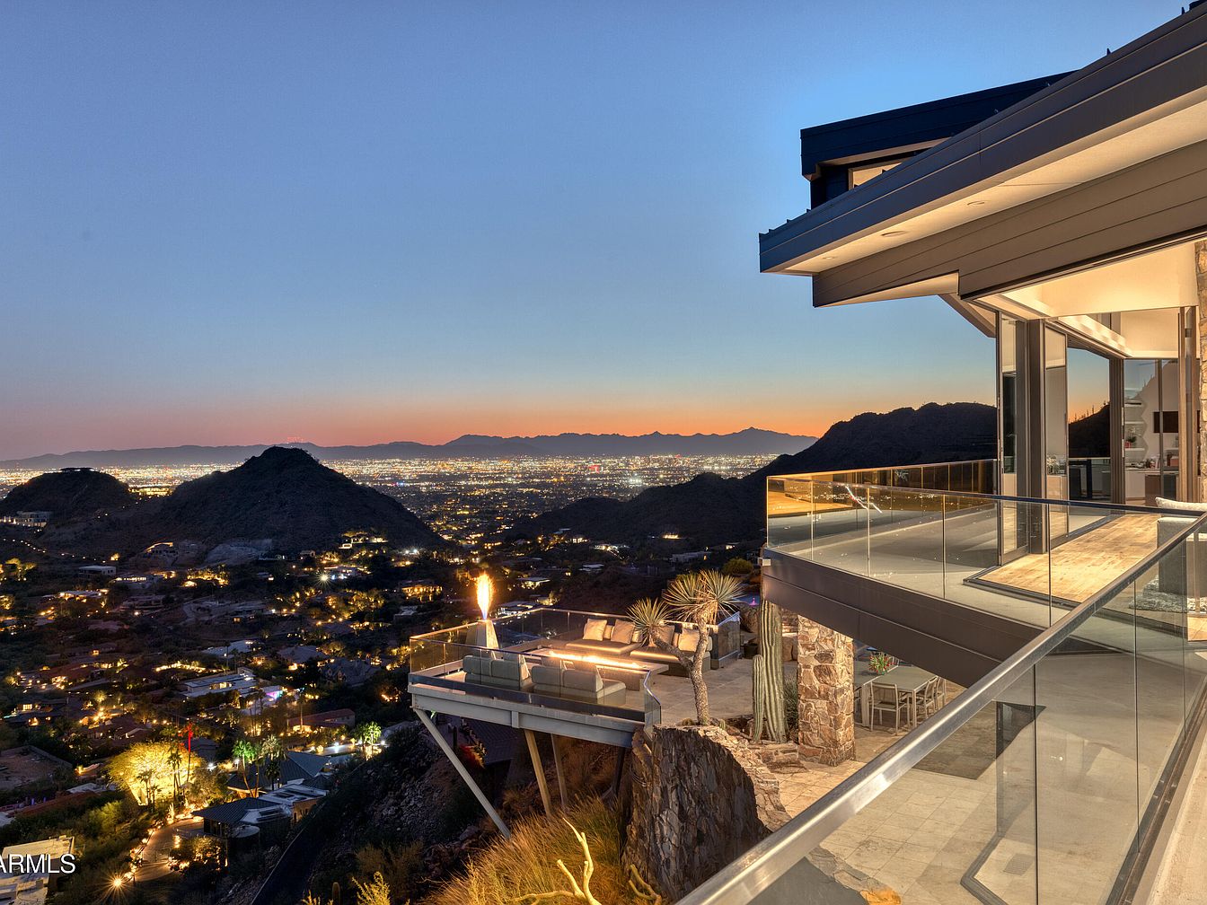 Stunning 1977 Marvel in Paradise Valley, Arizona, Featuring Disappearing Glass Walls, Stone Walls, and Views of Camelback Mountain