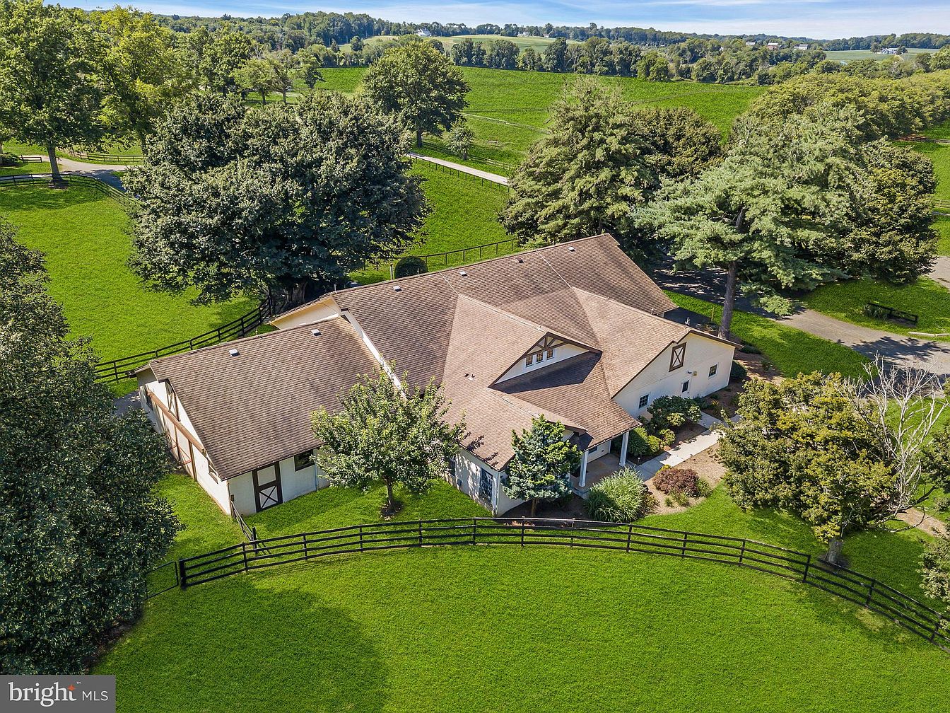 Enchanting 1906 Colonial Horse Farm in Cream Ridge, New Jersey, Boasting 130 Acres of Pastoral Bliss and Over 100 Stalls