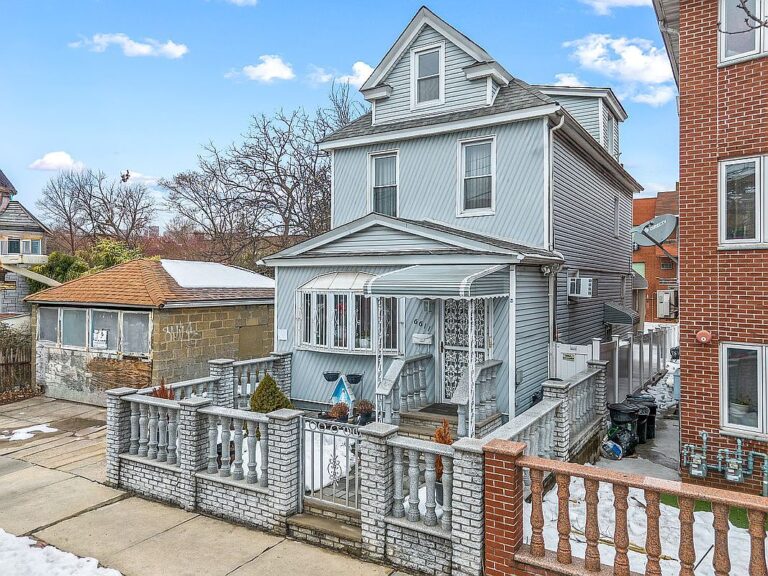 Explore a Charming 1920 Home in Woodside, New York with Timeless Interiors, a Fully Finished Attic, and a Spacious Backyard Oasis