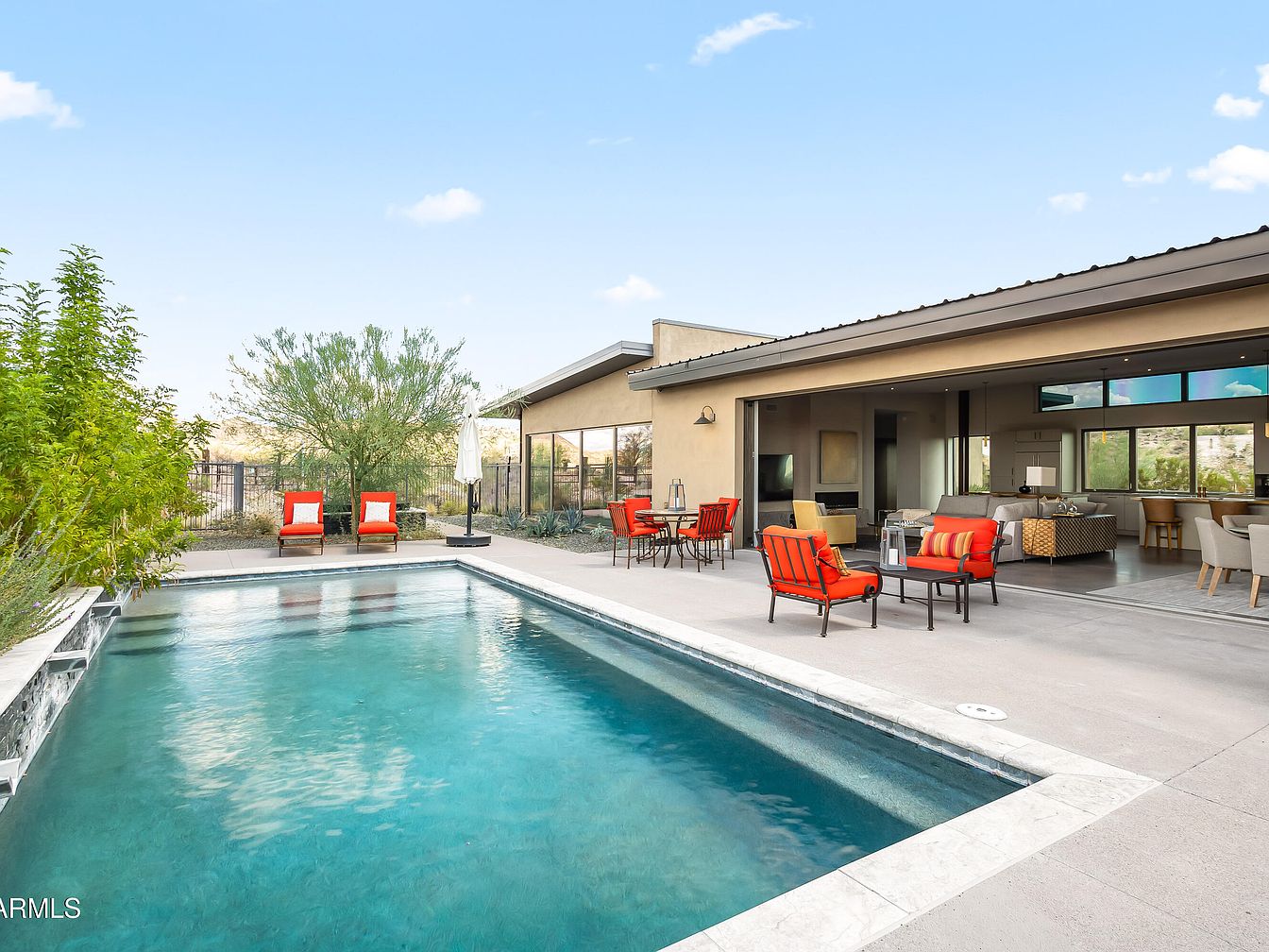 $14M Fort McDowell Oasis in Arizona, Designed by Renowned Architect Cathy Hayes, Featuring Frank Lloyd Wright-Inspired Architecture